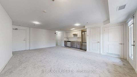 Photo 4 at 203 - 45 Connaught Avenue, Coxwell, Toronto