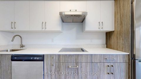 Photo 9 at 203 - 45 Connaught Avenue, Coxwell, Toronto
