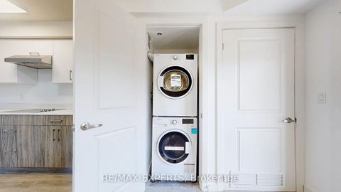 Photo 11 at 203 - 45 Connaught Avenue, Coxwell, Toronto