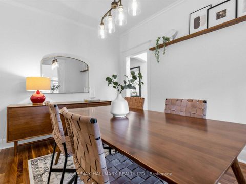 Photo 7 at 147 Chisholm Avenue, Lumsden, Toronto