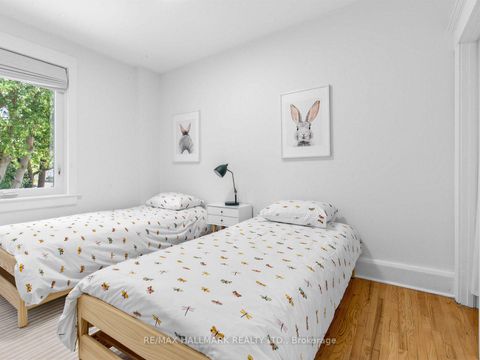 Photo 16 at 147 Chisholm Avenue, Lumsden, Toronto