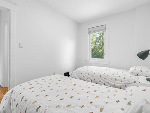 Photo 17 at 147 Chisholm Avenue, Lumsden, Toronto