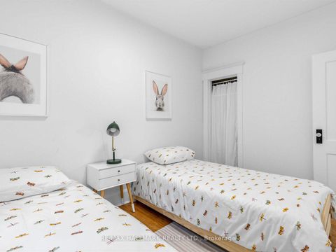 Photo 18 at 147 Chisholm Avenue, Lumsden, Toronto