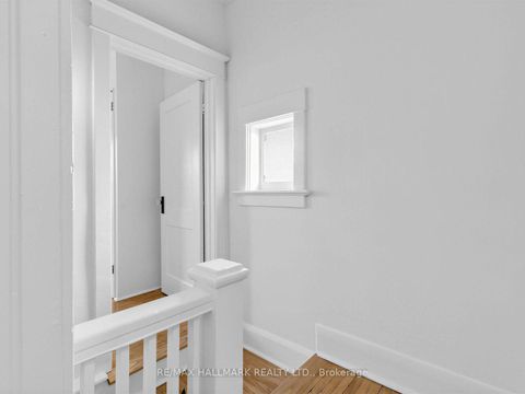Photo 19 at 147 Chisholm Avenue, Lumsden, Toronto