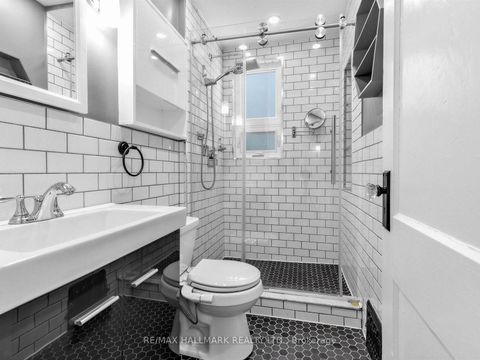 Photo 20 at 147 Chisholm Avenue, Lumsden, Toronto