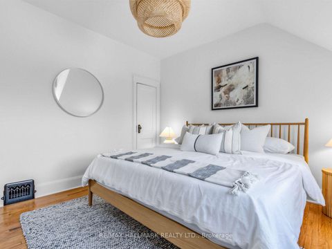 Photo 23 at 147 Chisholm Avenue, Lumsden, Toronto