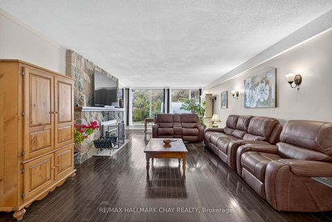 Photo 11 at 39 Highfield Crescent, Historic Lakeshore Communities, Georgina