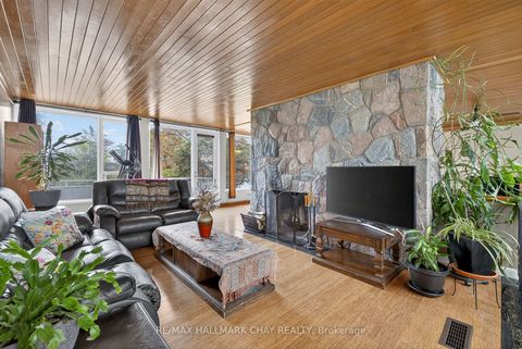 Photo 12 at 39 Highfield Crescent, Historic Lakeshore Communities, Georgina