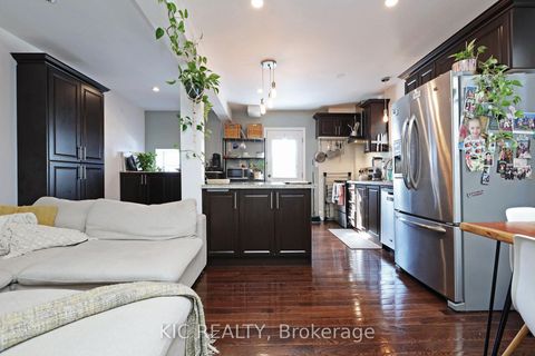 Photo 13 at 20 Ashdale Avenue, Coxwell, Toronto
