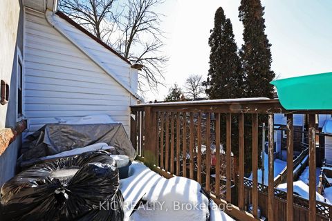 Photo 21 at 20 Ashdale Avenue, Coxwell, Toronto