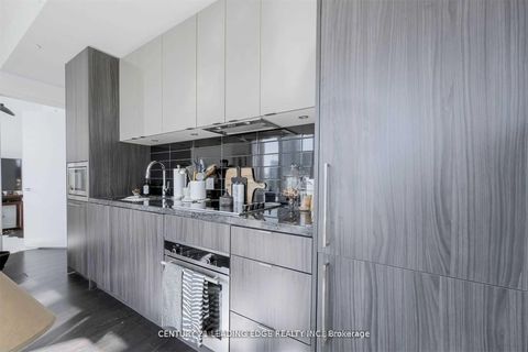Photo 12 at 3812 - 115 Blue Jays Way, Waterfront Communities C1, Toronto