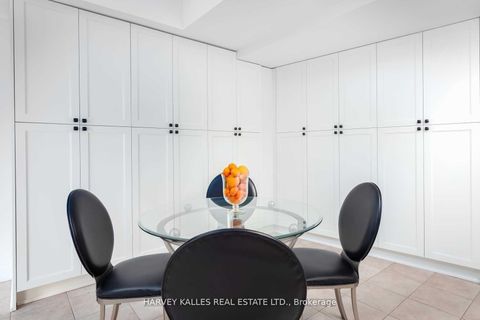 Photo 6 at 205 - 1 Cordoba Drive, Lakeview Estates, Vaughan