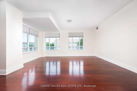 Photo 7 at 205 - 1 Cordoba Drive, Lakeview Estates, Vaughan