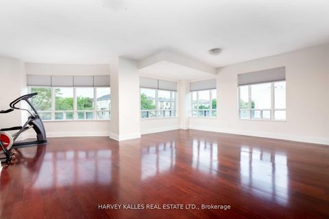 Photo 8 at 205 - 1 Cordoba Drive, Lakeview Estates, Vaughan