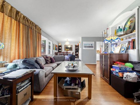 Photo 6 at 14 Rosswood Crescent, Bendale, Toronto