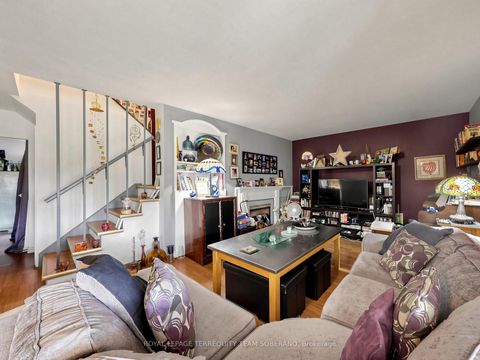 Photo 8 at 14 Rosswood Crescent, Bendale, Toronto