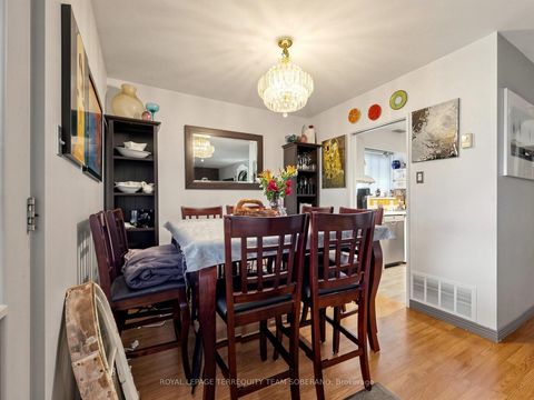 Photo 15 at 14 Rosswood Crescent, Bendale, Toronto