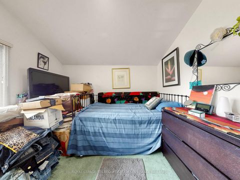Photo 29 at 14 Rosswood Crescent, Bendale, Toronto