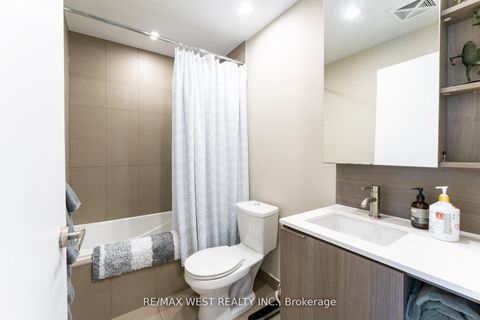 Photo 5 at 507 - 170 Sumach Street, Regent Park, Toronto