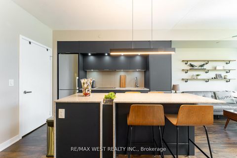 Photo 10 at 507 - 170 Sumach Street, Regent Park, Toronto