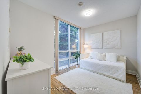 Photo 16 at 102 - 520 Steeles Avenue W, Yorkhill, Vaughan