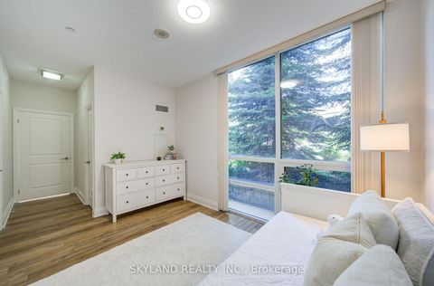 Photo 18 at 102 - 520 Steeles Avenue W, Yorkhill, Vaughan
