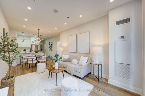Photo 22 at 102 - 520 Steeles Avenue W, Yorkhill, Vaughan