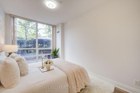 Photo 28 at 102 - 520 Steeles Avenue W, Yorkhill, Vaughan