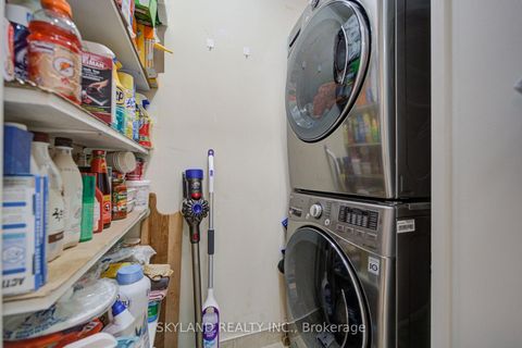 Photo 32 at 102 - 520 Steeles Avenue W, Yorkhill, Vaughan