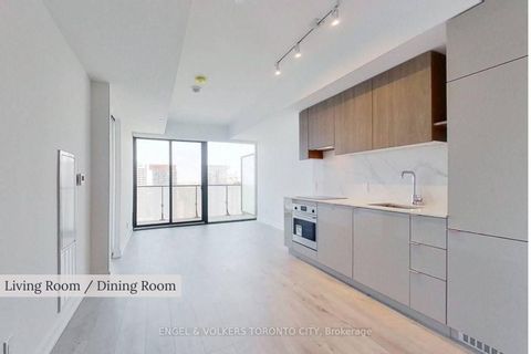 Photo 3 at 4211 - 161 Roehampton Avenue, Mount Pleasant West, Toronto