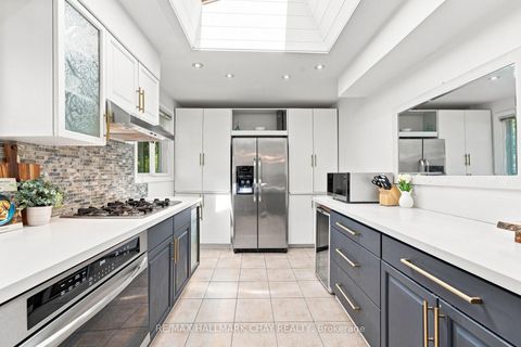 Photo 6 at 30 Harding Avenue, Cundles East, Barrie