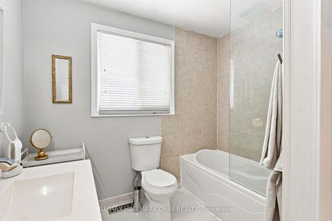 Photo 10 at 30 Harding Avenue, Cundles East, Barrie