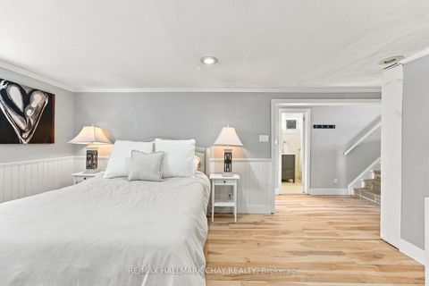 Photo 14 at 30 Harding Avenue, Cundles East, Barrie