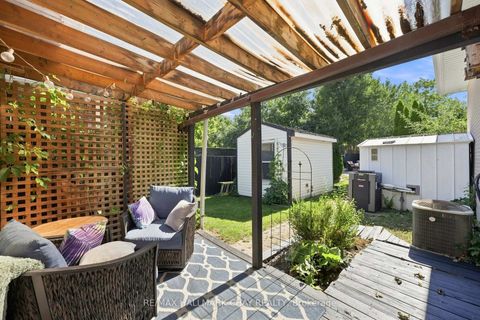 Photo 19 at 30 Harding Avenue, Cundles East, Barrie