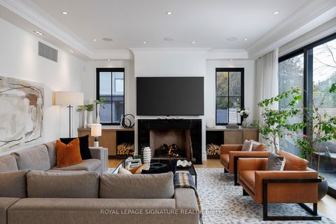 Photo 15 at 207 Strathallan Boulevard, Lawrence Park South, Toronto