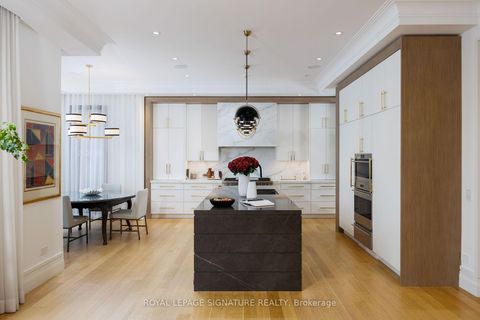 Photo 18 at 207 Strathallan Boulevard, Lawrence Park South, Toronto