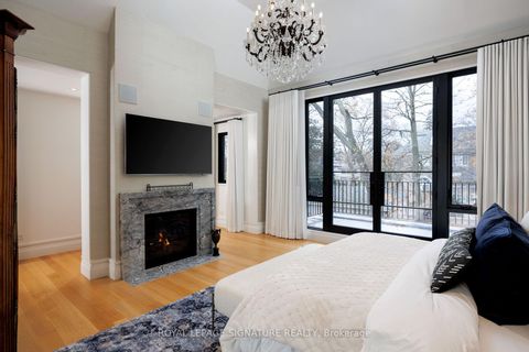 Photo 27 at 207 Strathallan Boulevard, Lawrence Park South, Toronto