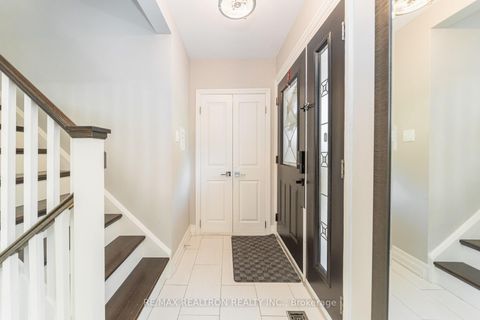 Photo 2 at 2 Lynedock Crescent, Donalda, Toronto