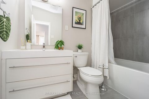 Photo 24 at 2 Lynedock Crescent, Donalda, Toronto