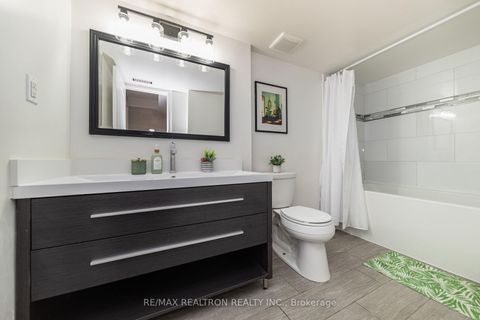 Photo 29 at 2 Lynedock Crescent, Donalda, Toronto