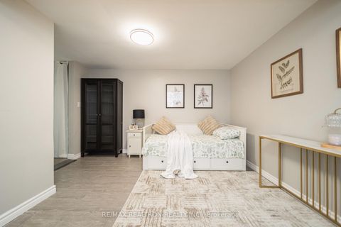 Photo 31 at 2 Lynedock Crescent, Donalda, Toronto