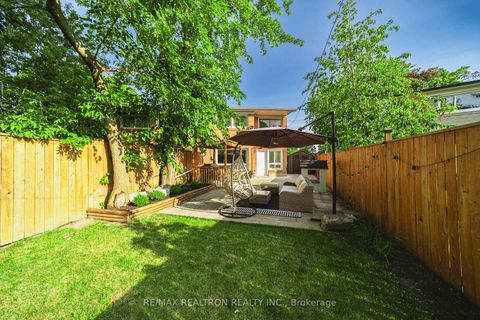Photo 35 at 2 Lynedock Crescent, Donalda, Toronto