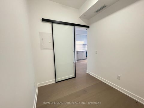 Photo 11 at 1512 - 91 Montclair Avenue, Forest Hill South, Toronto