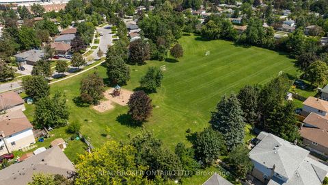 Photo 34 at 61 Bernick Drive, Grove East, Barrie