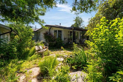 Photo 38 at 61 Bernick Drive, Grove East, Barrie
