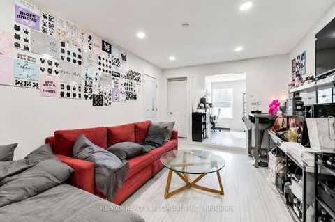 Photo 10 at 1659 Gerrard Street E, Woodbine Corridor, Toronto