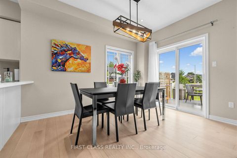 Photo 9 at 2 Pennell Drive, Ardagh, Barrie