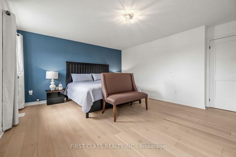 Photo 19 at 2 Pennell Drive, Ardagh, Barrie
