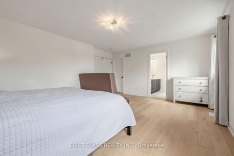 Photo 20 at 2 Pennell Drive, Ardagh, Barrie
