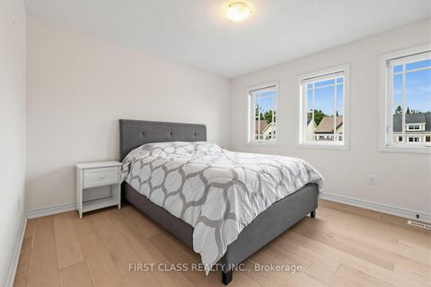 Photo 24 at 2 Pennell Drive, Ardagh, Barrie
